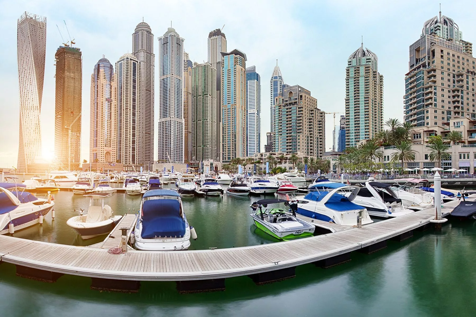 Home - Dubai Marina Yacht Club